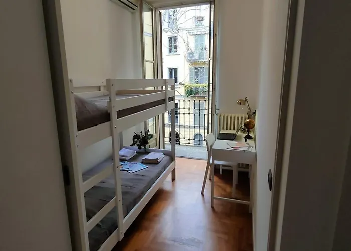 Esclusive & Elegant Loft, Duomo 10 Minutes * Milano