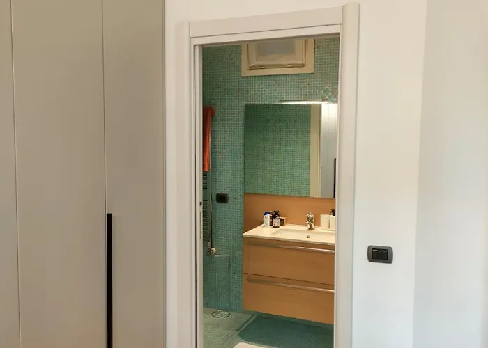 Esclusive & Elegant Loft, Duomo 10 Minutes Milano