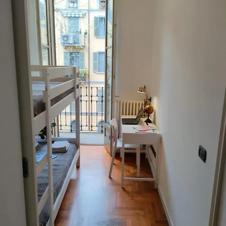 Esclusive & Elegant Loft, Duomo 10 Minutes ミラノ